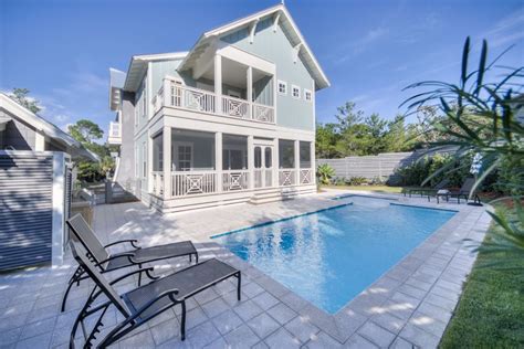 21 chanel court seagrove fl.